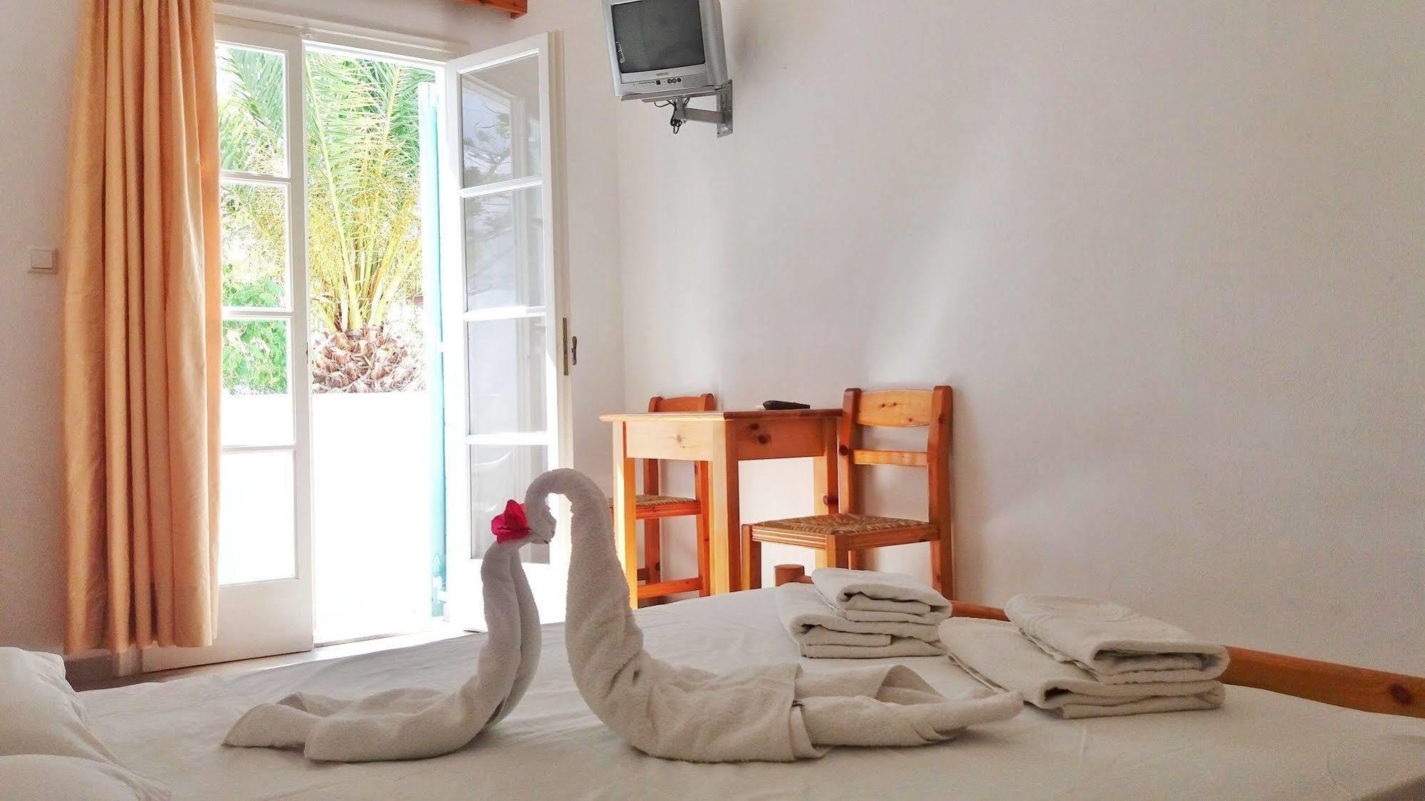 Kymata Hotel Kamári المظهر الخارجي الصورة